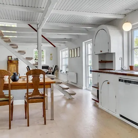 Schönes Haus In Mit Küche